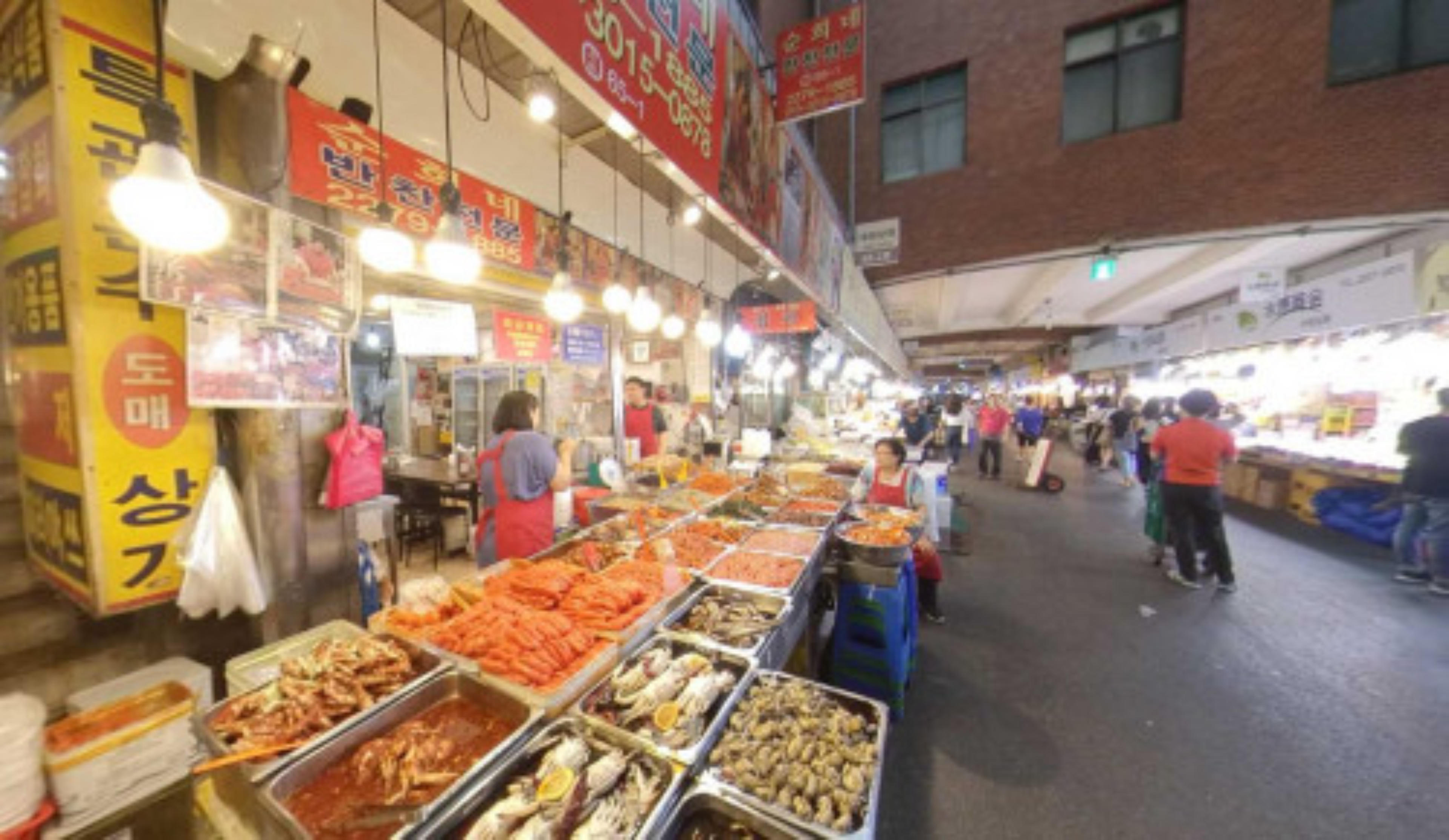 Gwangjang Market virtual tour preview